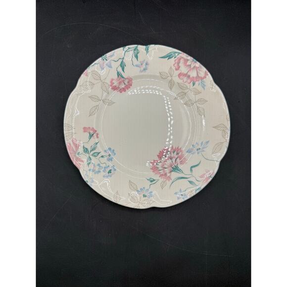 Vintage Johnson Brothers China “Lynton” 8" Small Serving Plate - Picture 1 of 8